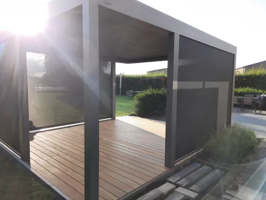 B-200 XL Outdoor Living